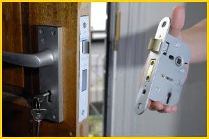 Metro Locksmith Services Burlington, KY 859-359-6171 - 13-lock-replace